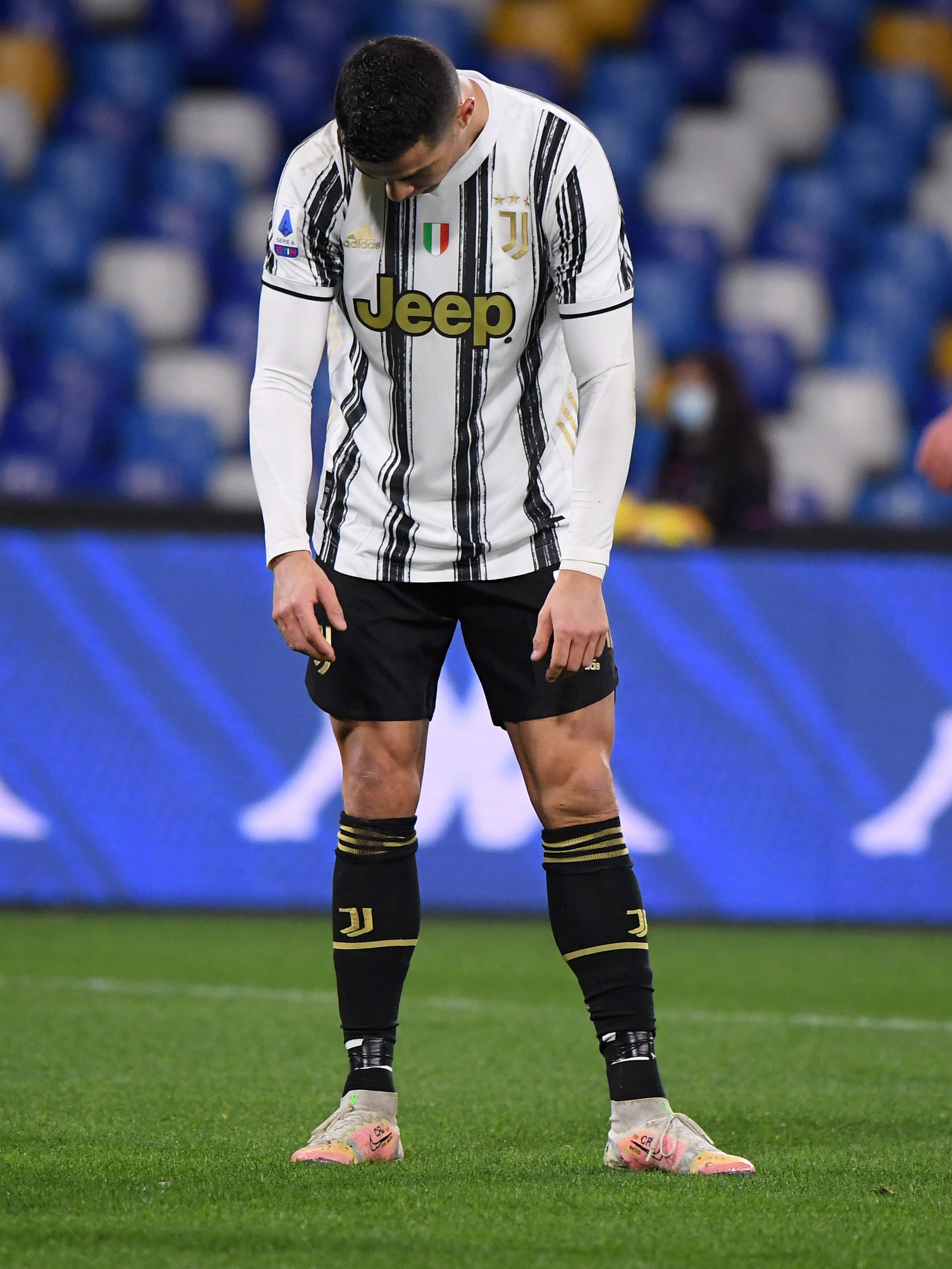 都面临收入 都面临收入